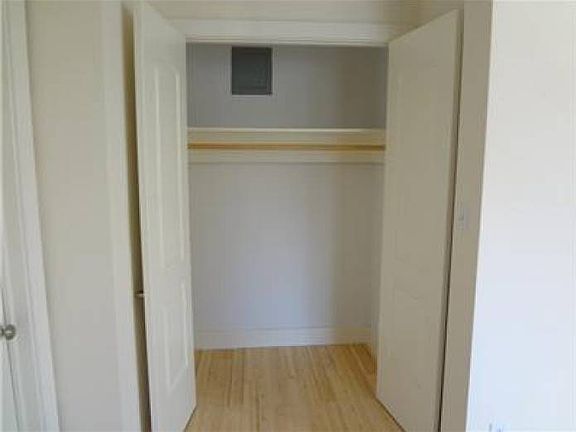 2nd image of 200 Wadsworth Ave APT 33