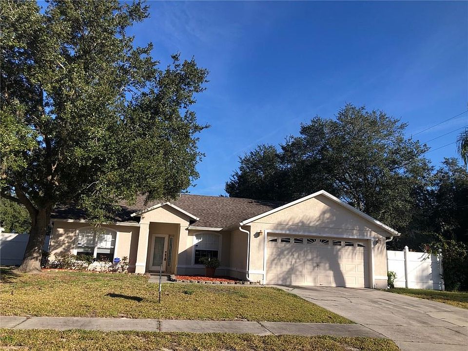 1st image of 930 Canary Lake Ct