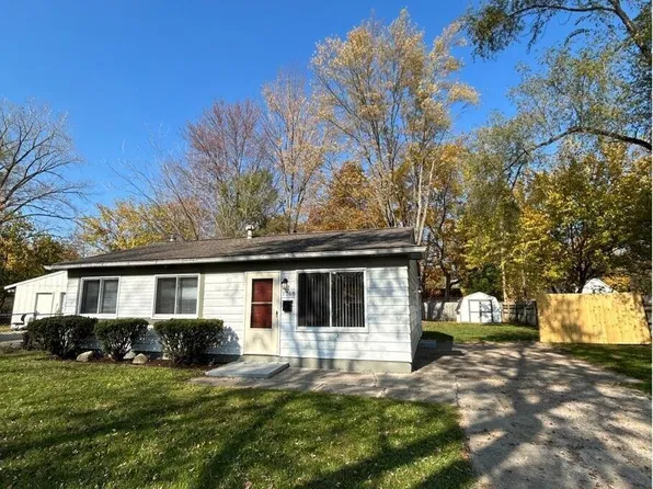 1768 Heatherridge St, Ypsilanti, MI 48198