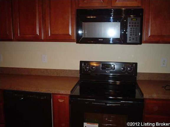 5th image of 2727 Gardiner Ln