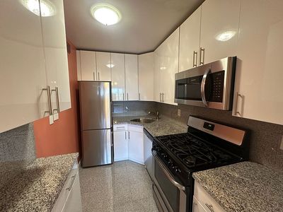 6120 Grand Central Pkwy APT C700, Queens, NY, 11375