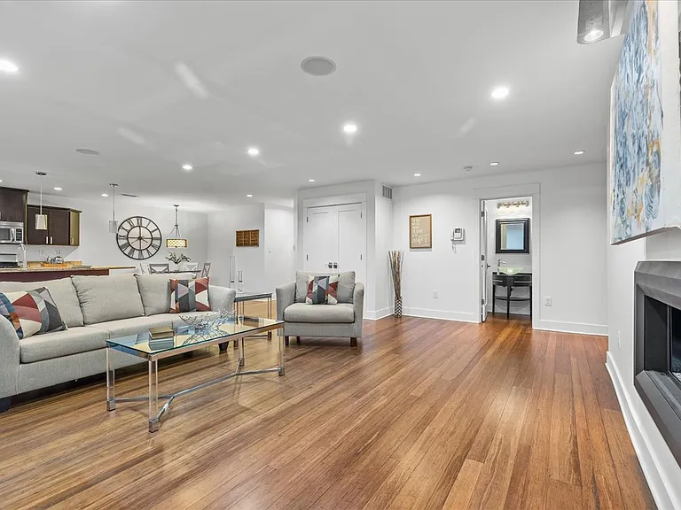 1822 Harcum Way #1 — Photo 9