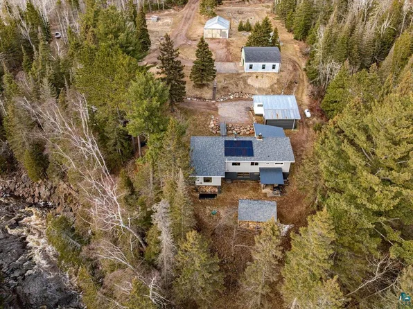 5987 Highway 1, Silver Bay, MN 55614