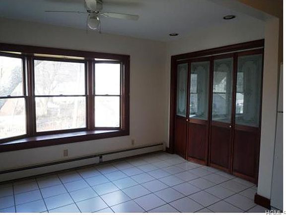 4th image of 34 Jersey Ave