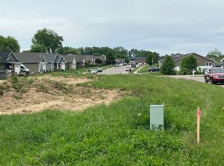 4133 Midfield St, Springfield, OH 45503