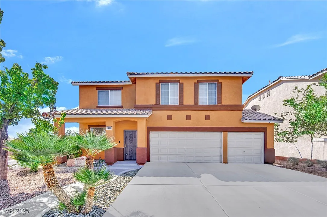 4 bed, 2.5 bath, 2510 sqft, $2,680 — Photo 2