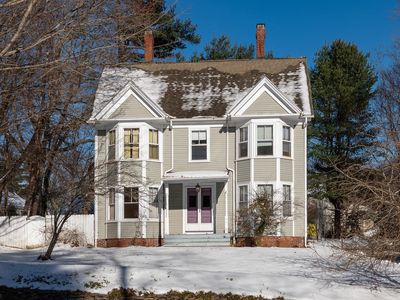 26 Hampton Road, Exeter, NH, 03833