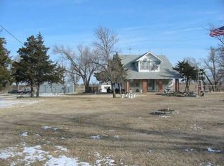 10061 E Rose Hill Rd, Gypsum, KS 67448
