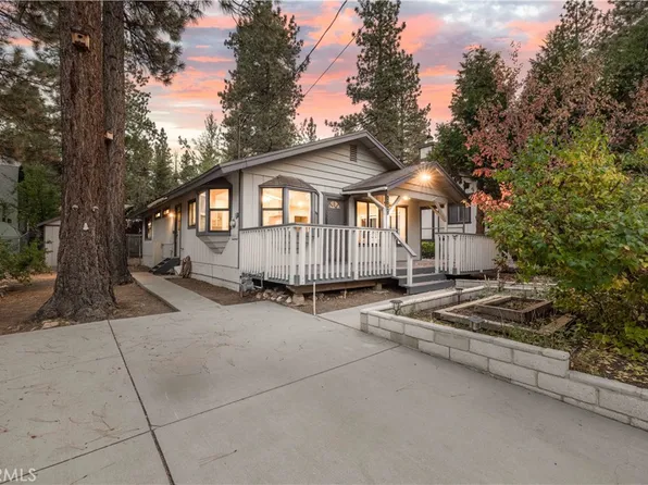 2028 Manzanita Ln, Big Bear City, CA 92314