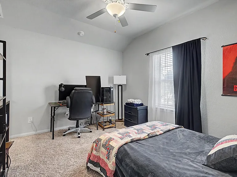 10842 Cliffs View Dr — Photo 29