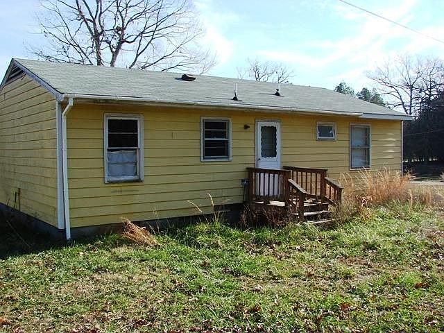 2nd image of 7820 Cheathams Rd