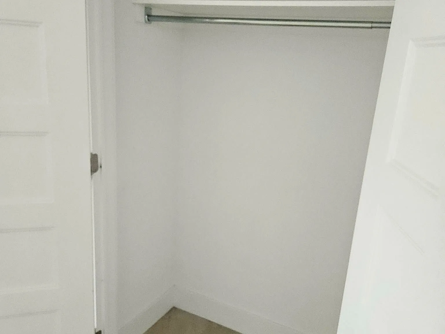 3 bed, $2,700 — Photo 3