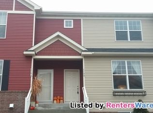 7788 Madelyn Creek Dr, Victoria, MN 55386