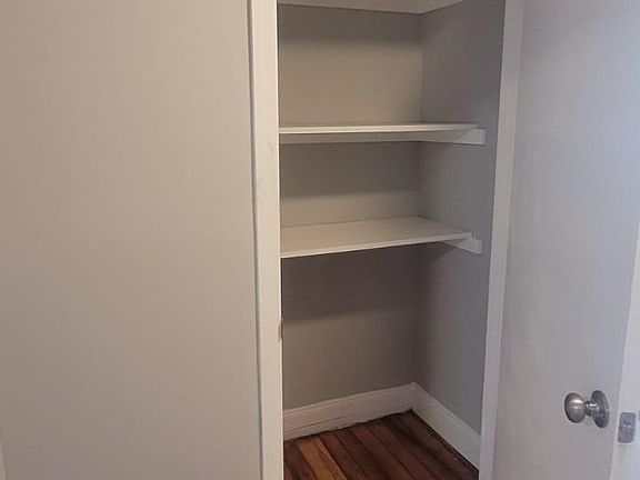 4th image of 133 William St APT 1