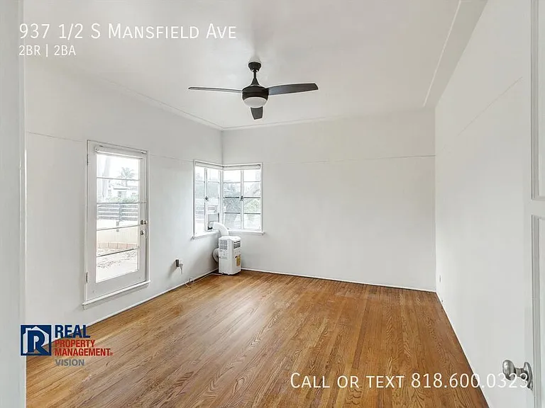 937 1/2 S Mansfield Ave — Photo 24
