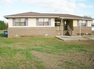 44 Cobb Rd, Jackson, TN 38305