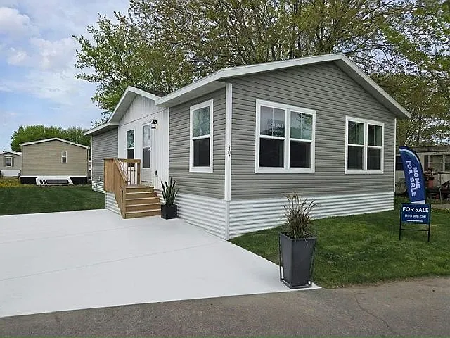 207 Spruce Ln #83