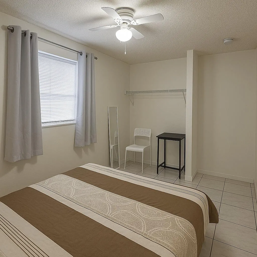 4 bed, 2.0 bath, 1400 sqft, $1,230 — Photo 1