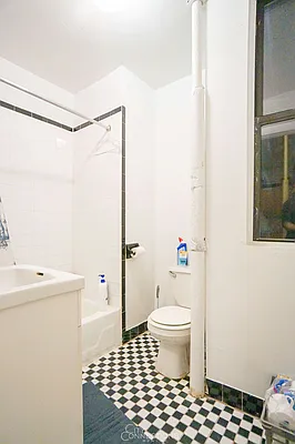 Rented by City Connections Realty | media 17