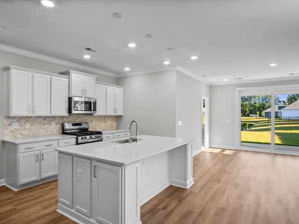 241 Brougton Dr, Myrtle Beach, SC 29579