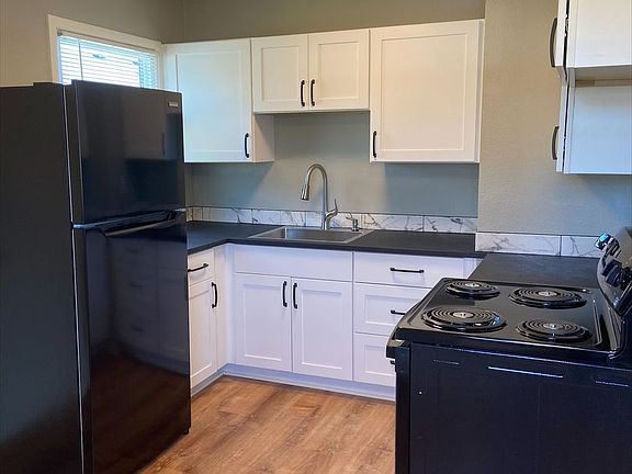 5th image of 214-285 Cypress Colorado #254-256-224
