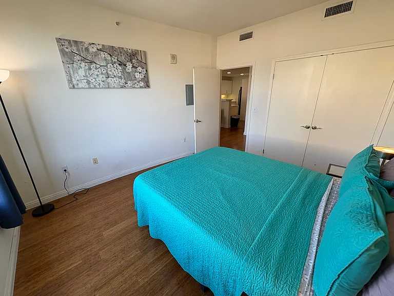 530 K St #711 — Photo 18