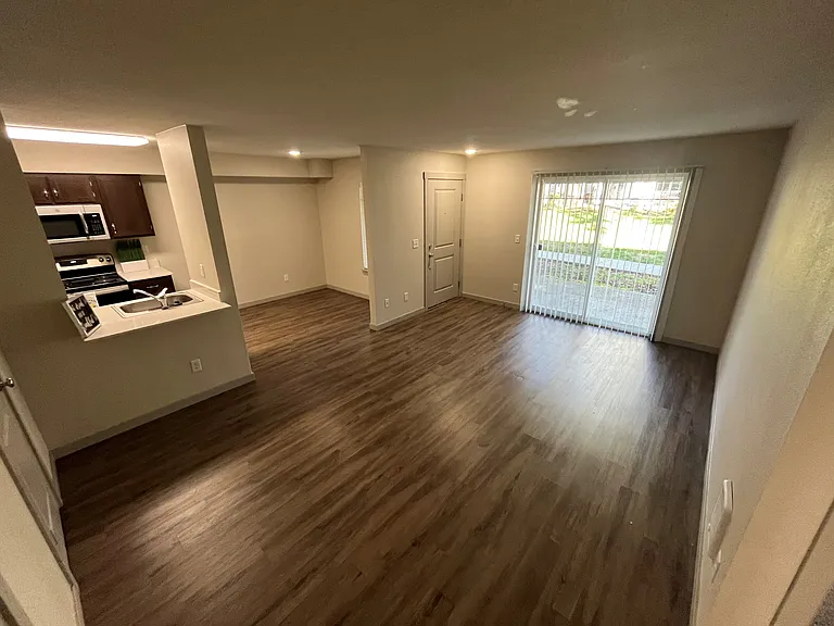 Commons at Redwood Creek — Photo 30