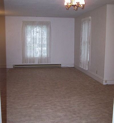5th image of 406 E 5th St