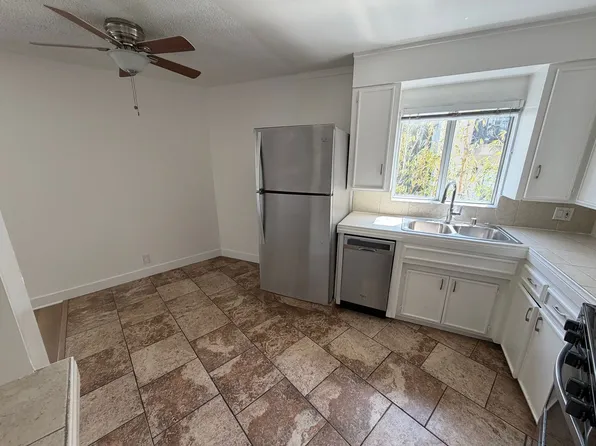 b1622, 1622 S Beverly Glen Blvd APT 8, Los Angeles, CA 90024