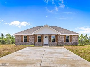 424 Peters Rd, Poplarville, MS 39470