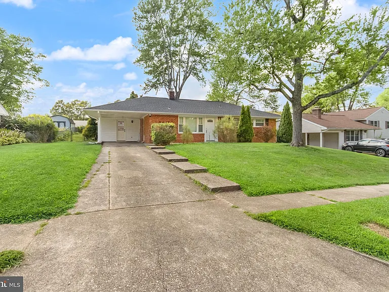 5412 Nutting Dr — Photo 1