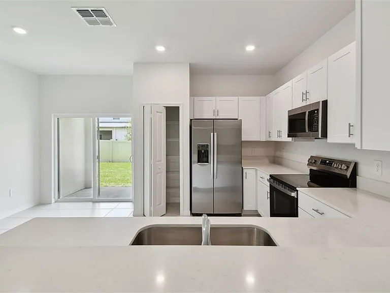 2665 Buttercup Lucine Ln — Photo 13