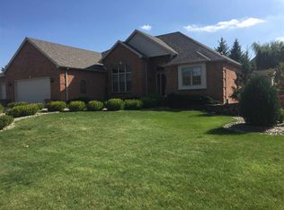 12831 Capshaw Ct, Fort Wayne, IN 46845
