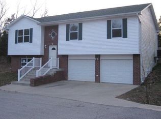 1010 Barbara Ln, Linn, MO 65051