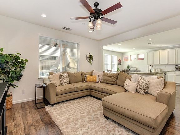 4th image of 3032 Mercato Way