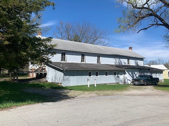 3rd image of 9121 W 133rd Ln