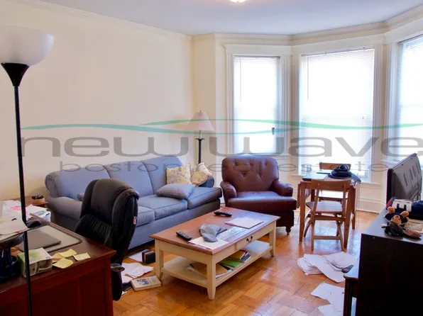 36 Queensberry St, Boston, MA