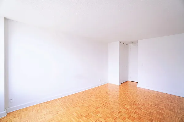 Rented by Renetta Real Estate | media 8