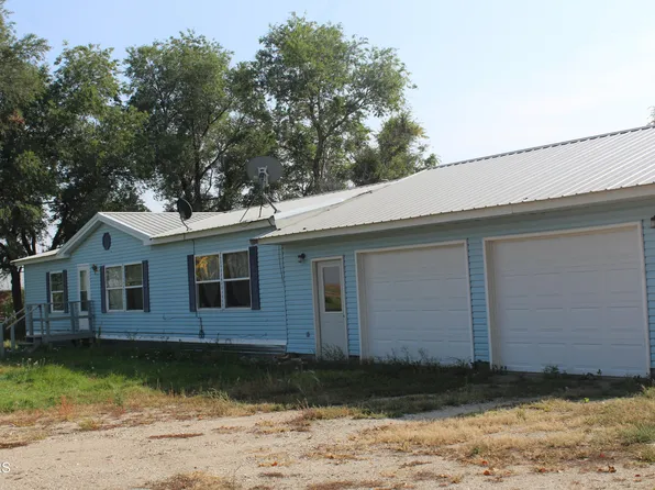 3903 91st Ave SE, Jamestown, ND 58401