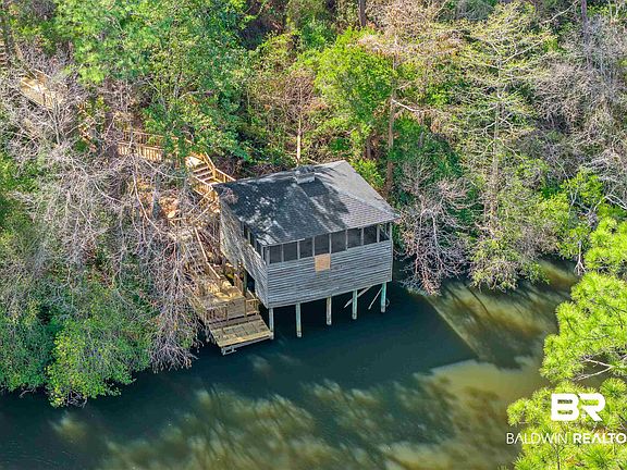 3rd image of 12775 River Creek Dr
