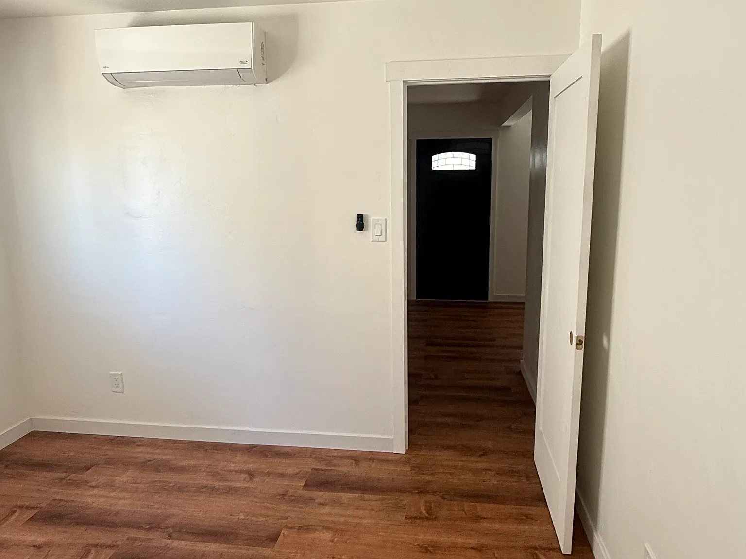1 bed, 570 sqft, $2,000 — Photo 2