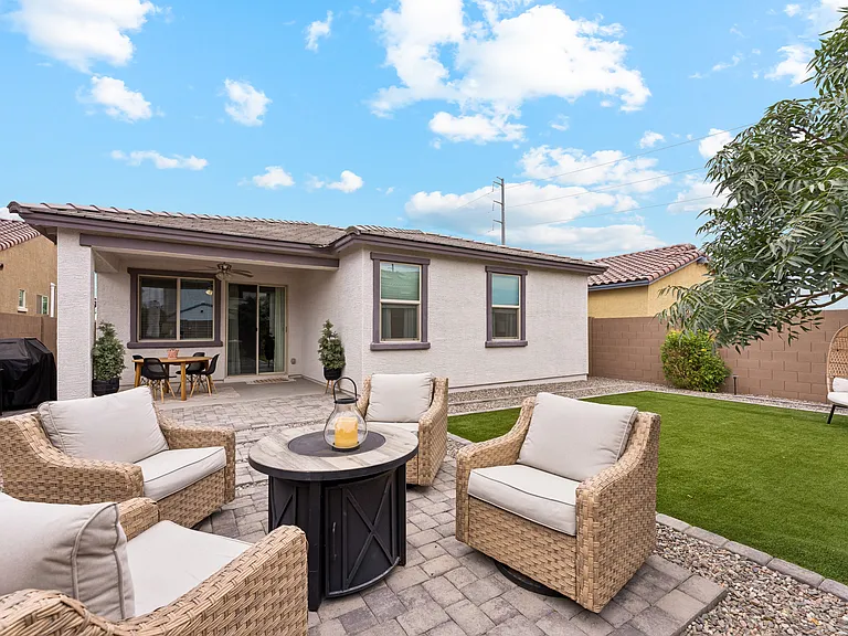 16777 W Poinsettia Dr — Photo 21