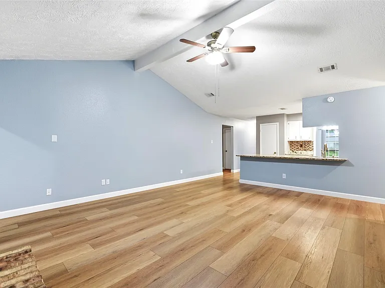 6009 Leafwood Cir — Photo 12