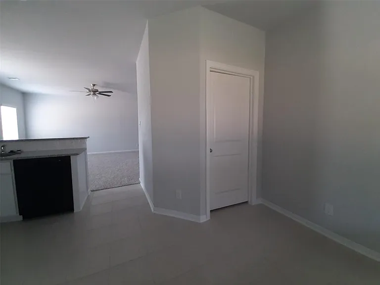 5855 Strawflower Ln — Photo 14