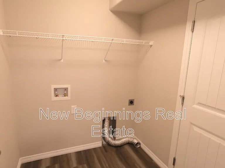 4834 Olympus Dr — Photo 23