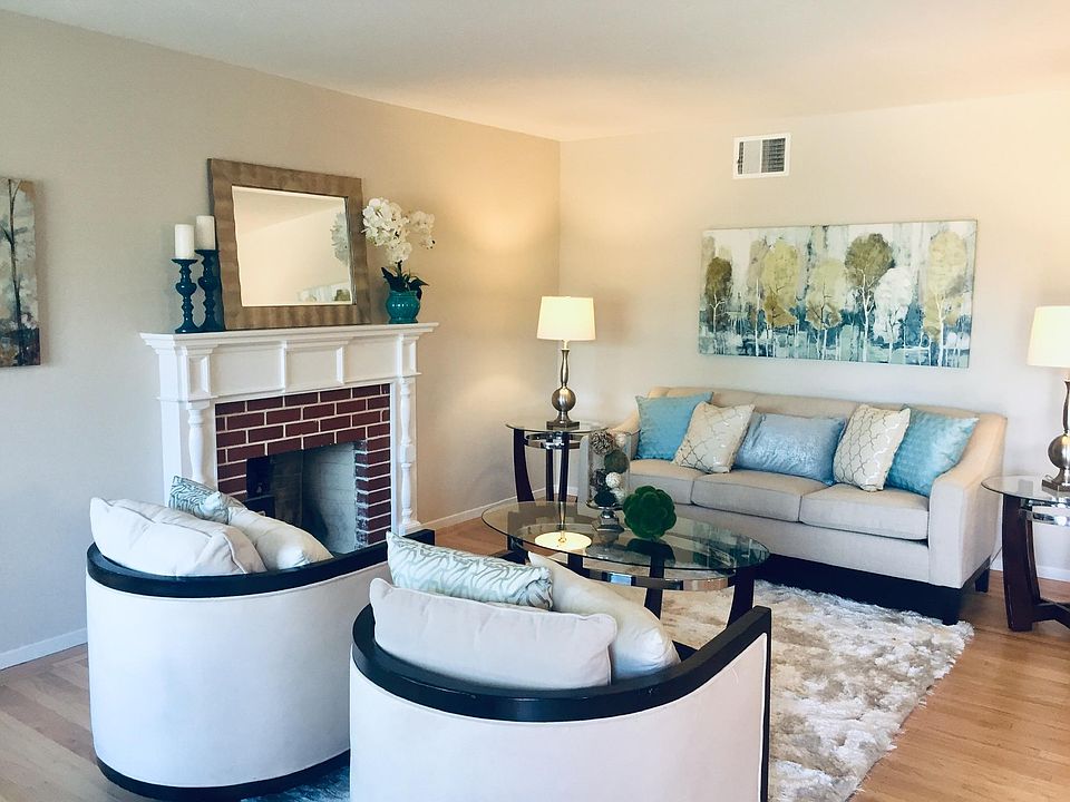 1st image of 418 Nuestra Ave
