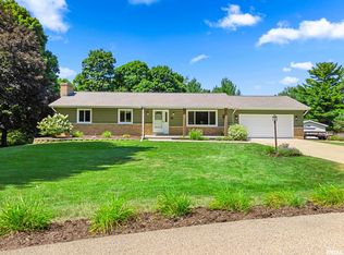 103 Deer Park Ln, Washington, IL 61571