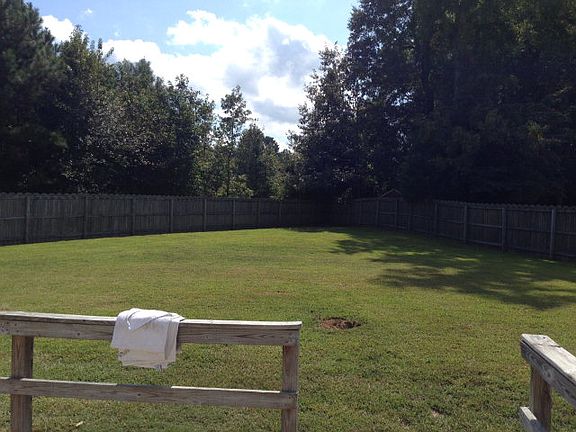 3rd image of 6842 Cedar Lake Dr