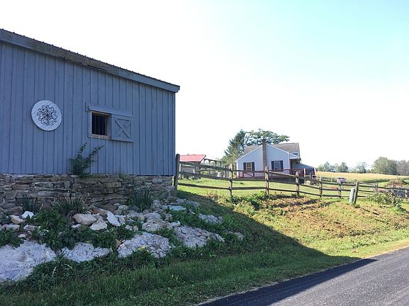 street view barn & house