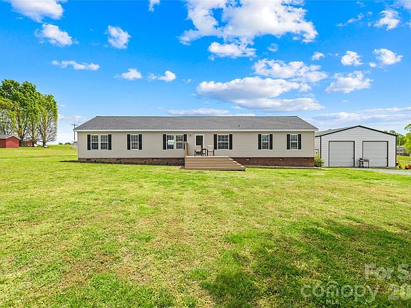 2nd image of 25948 Copper Creek Dr